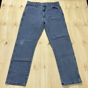 Rustler Jeans Mens 38x32 Medium Wash Blue Denim Relaxed Straight Leg Casual